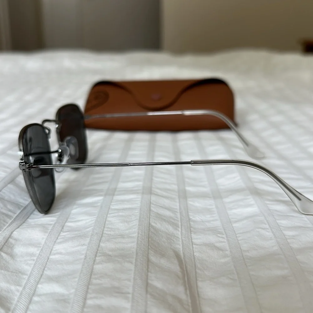 Ray-Ban Unisex 5120 Sunglasses - Picture 3 of 6